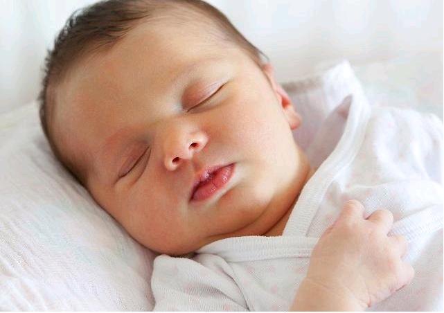 可以做供卵试管的地方&靠谱代孕,宝宝的睡姿看智商从宝宝睡姿看聪不聪明